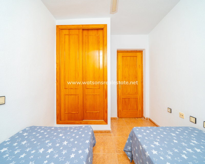 Resale - Quad - Urb. La Marina
