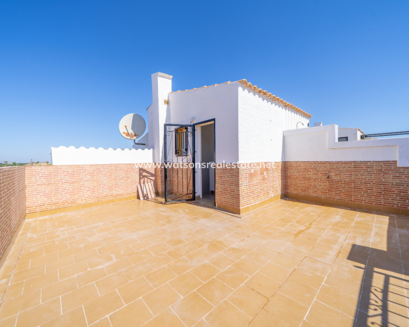 Resale - Quad - Urb. La Marina