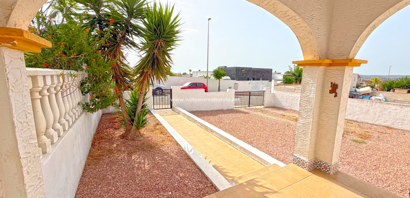 Resale - Quad - Urb. La Marina