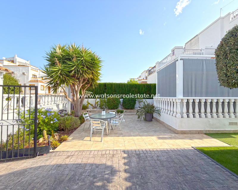 Resale - Quad - Urb. La Marina