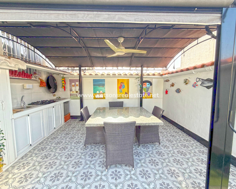 Resale - Quad - Urb. La Marina