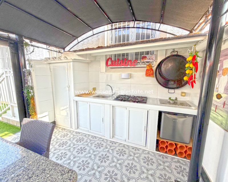 Resale - Quad - Urb. La Marina
