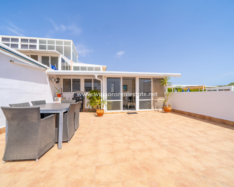 Resale - Quad - Urb. La Marina