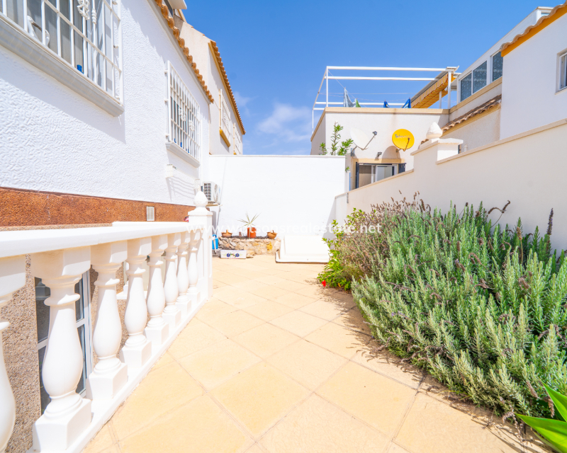 Resale - Quad - Urb. La Marina