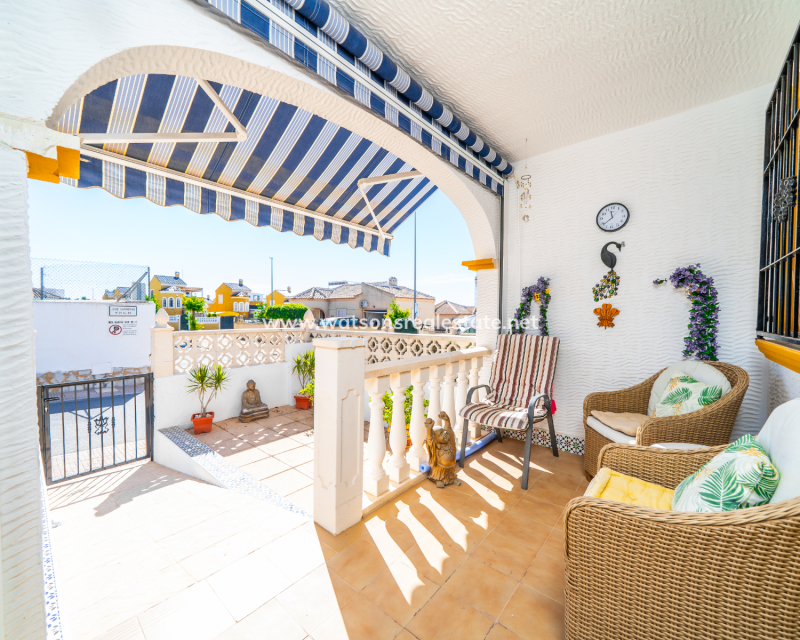 Resale - Quad - Urb. La Marina
