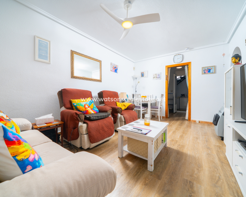 Resale - Quad - Urb. La Marina