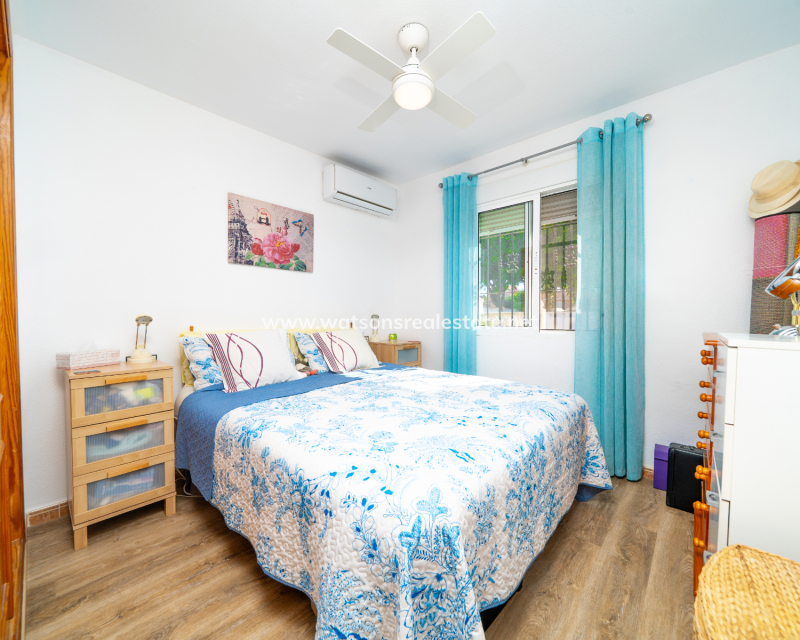 Resale - Quad - Urb. La Marina