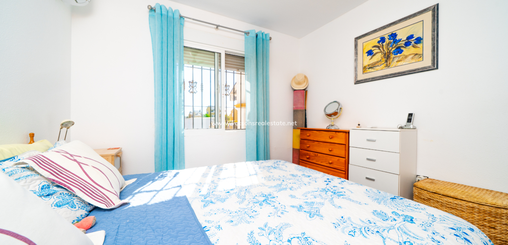 Resale - Quad - Urb. La Marina