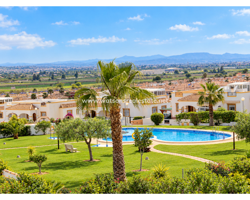 Resale - Quad - Urb. La Marina