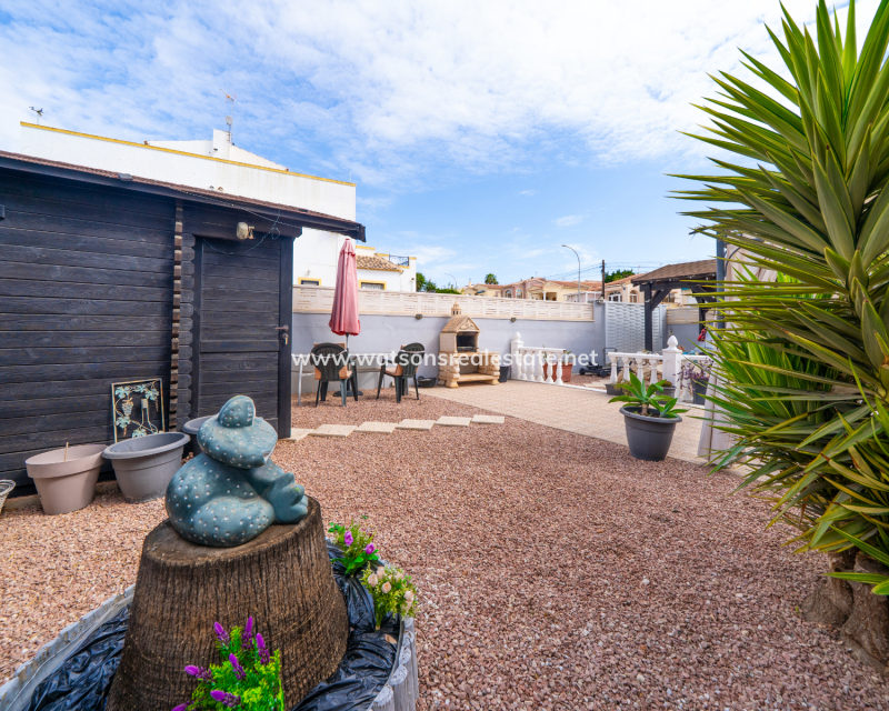 Resale - Quad - Urb. La Marina