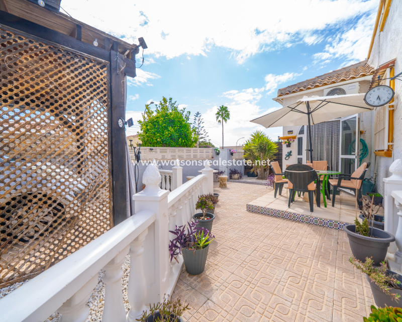 Resale - Quad - Urb. La Marina