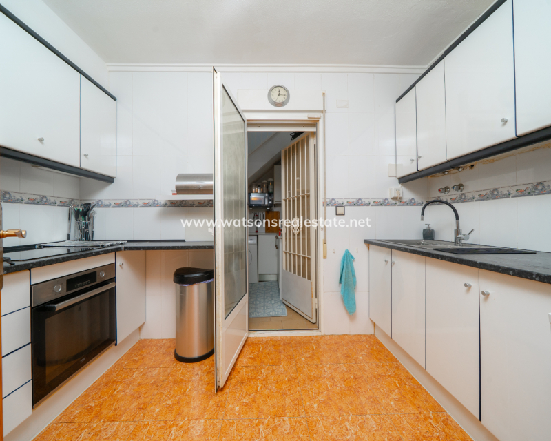 Resale - Quad - Urb. La Marina