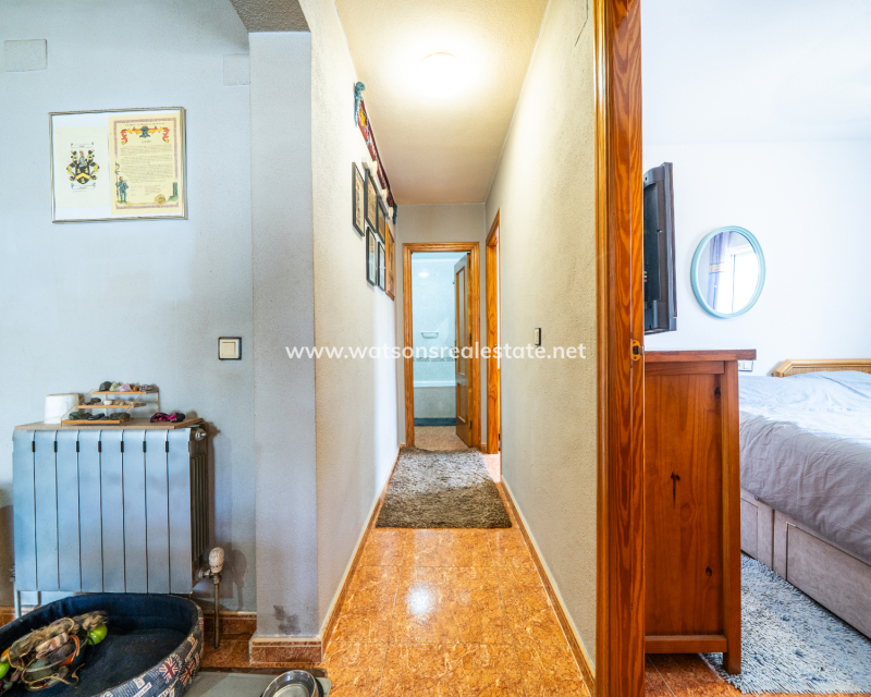 Resale - Quad - Urb. La Marina