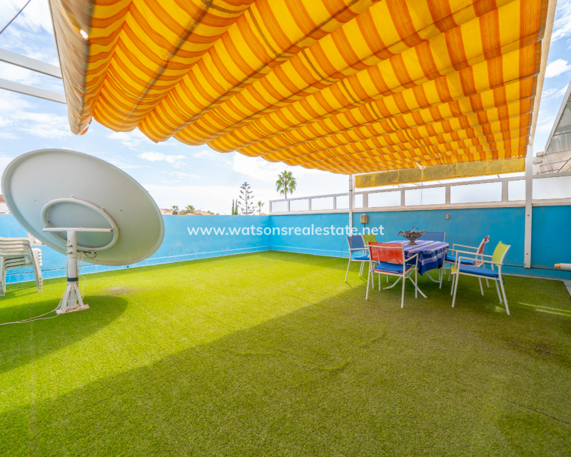 Resale - Quad - Urb. La Marina