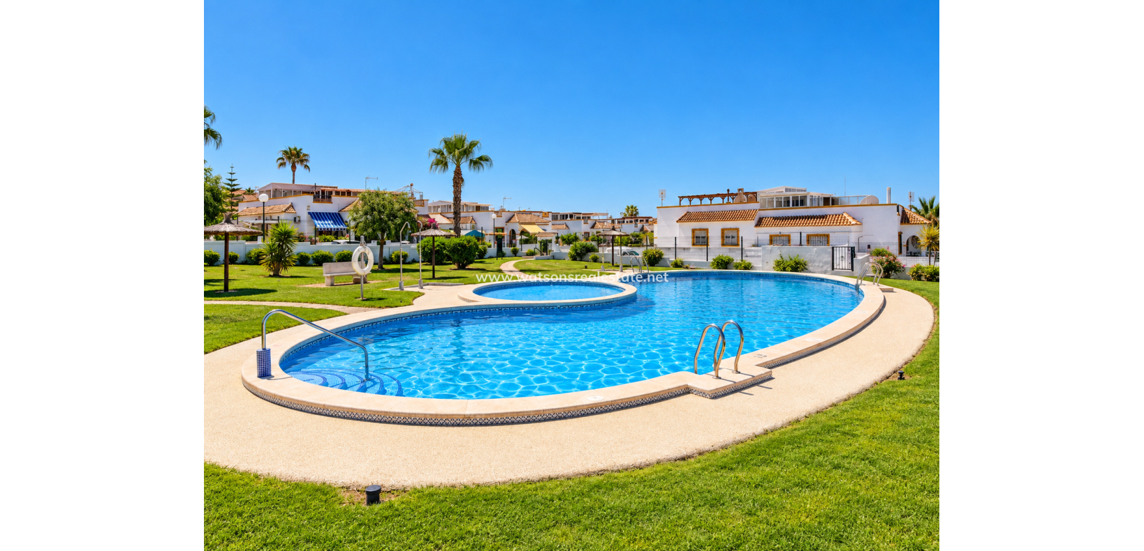 Resale - Quad - Urb. La Marina