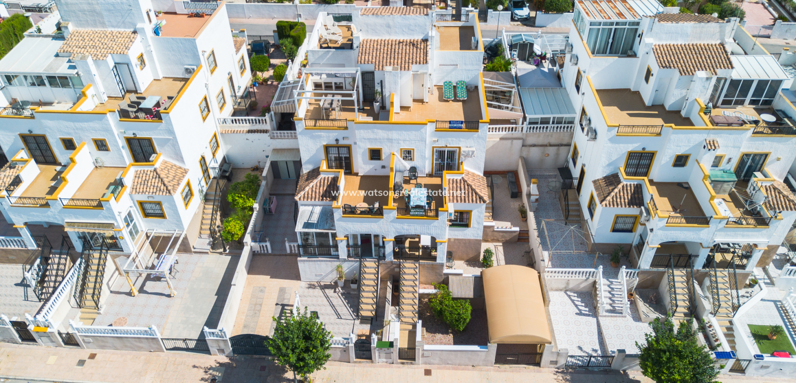 Resale - Quad - Urb. La Marina