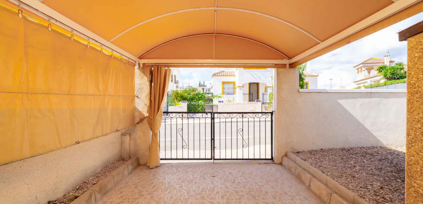 Resale - Quad - Urb. La Marina