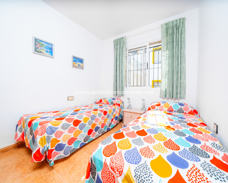 Resale - Quad - Urb. La Marina