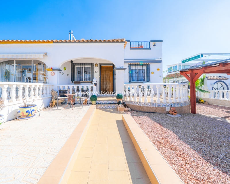 Resale - Quad - Urb. La Marina