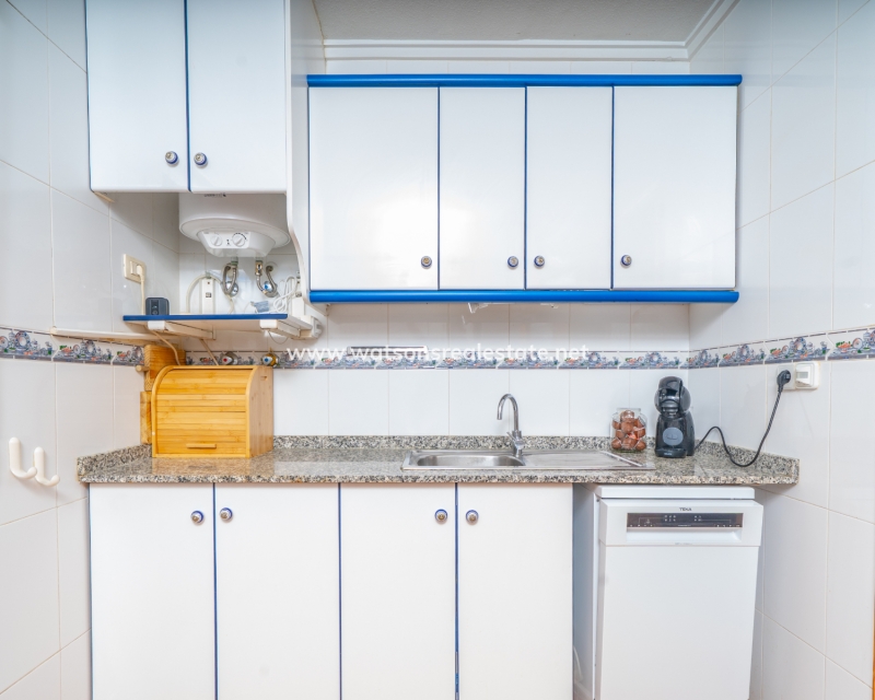 Resale - Quad - Urb. La Marina