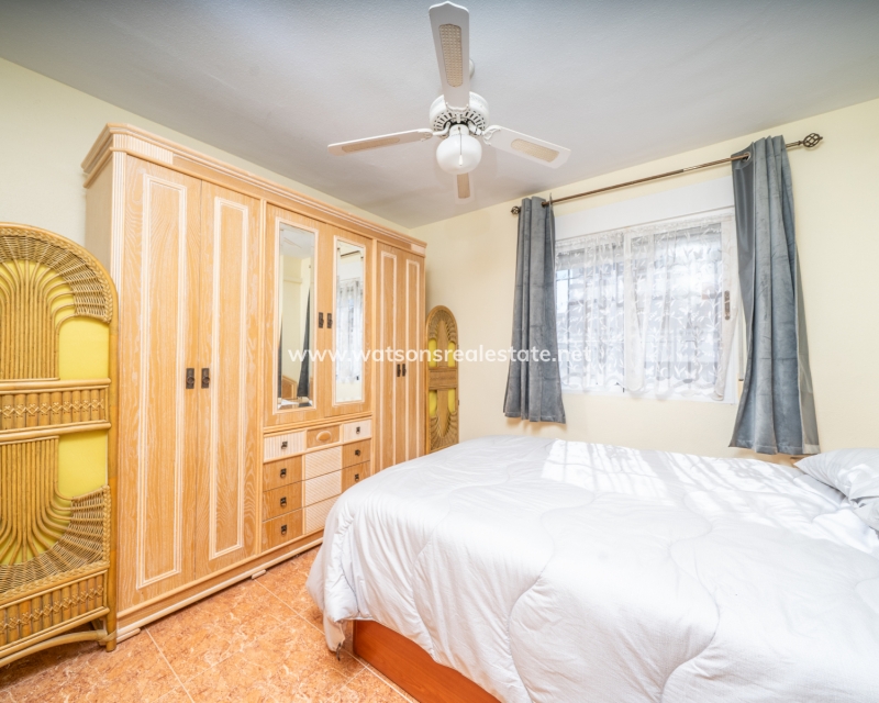 Resale - Quad - Urb. La Marina