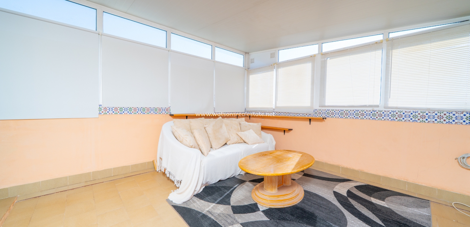 Resale - Quad - Urb. La Marina