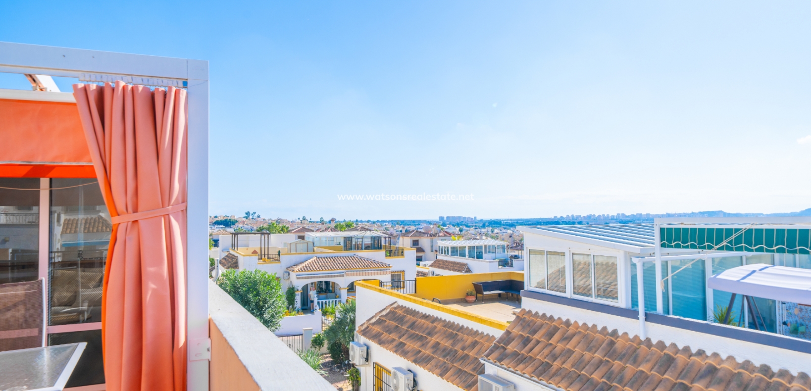 Resale - Quad - Urb. La Marina