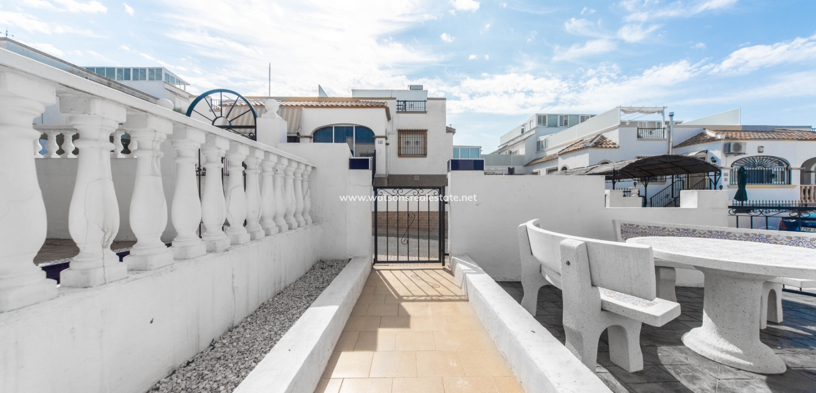 Resale - Quad - Urb. La Marina