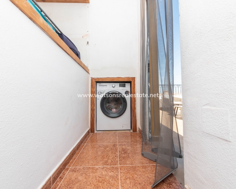 Resale - Quad - Urb. La Marina