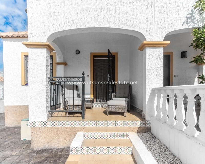 Resale - Quad - Urb. La Marina