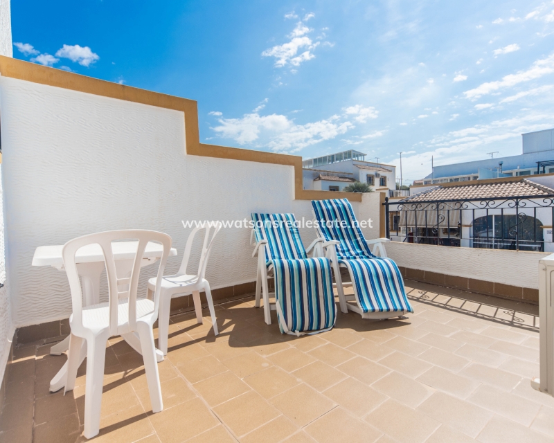 Resale - Quad - Urb. La Marina