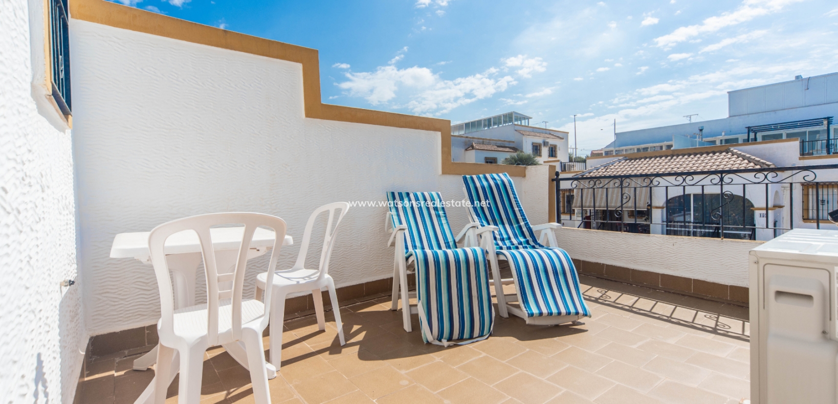 Resale - Quad - Urb. La Marina