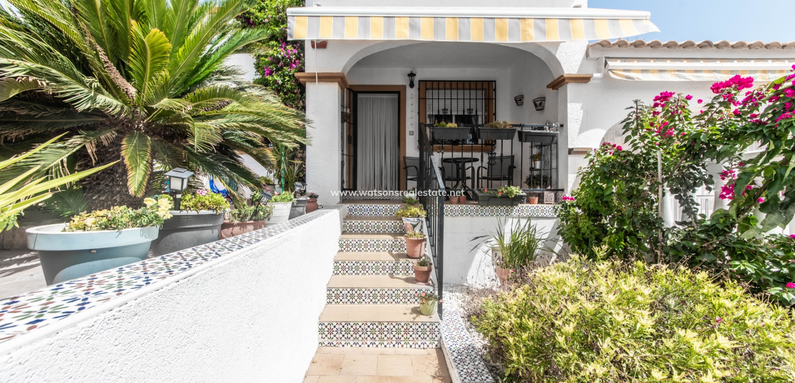 Resale - Quad - Urb. La Marina