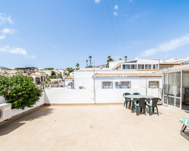 Resale - Quad - Urb. La Marina