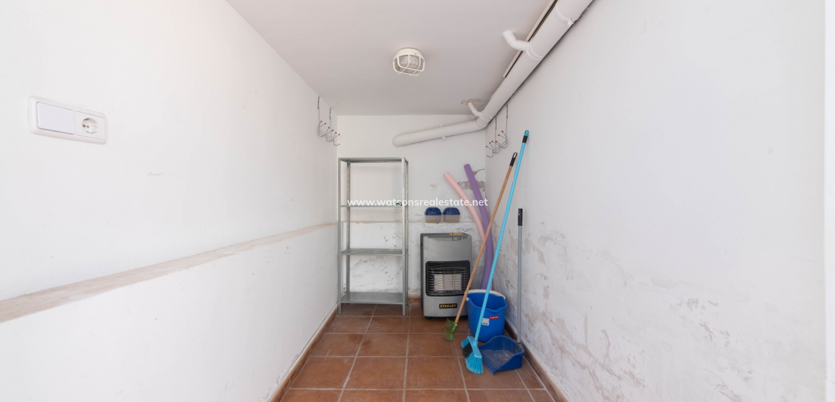 Resale - Quad - Urb. La Marina