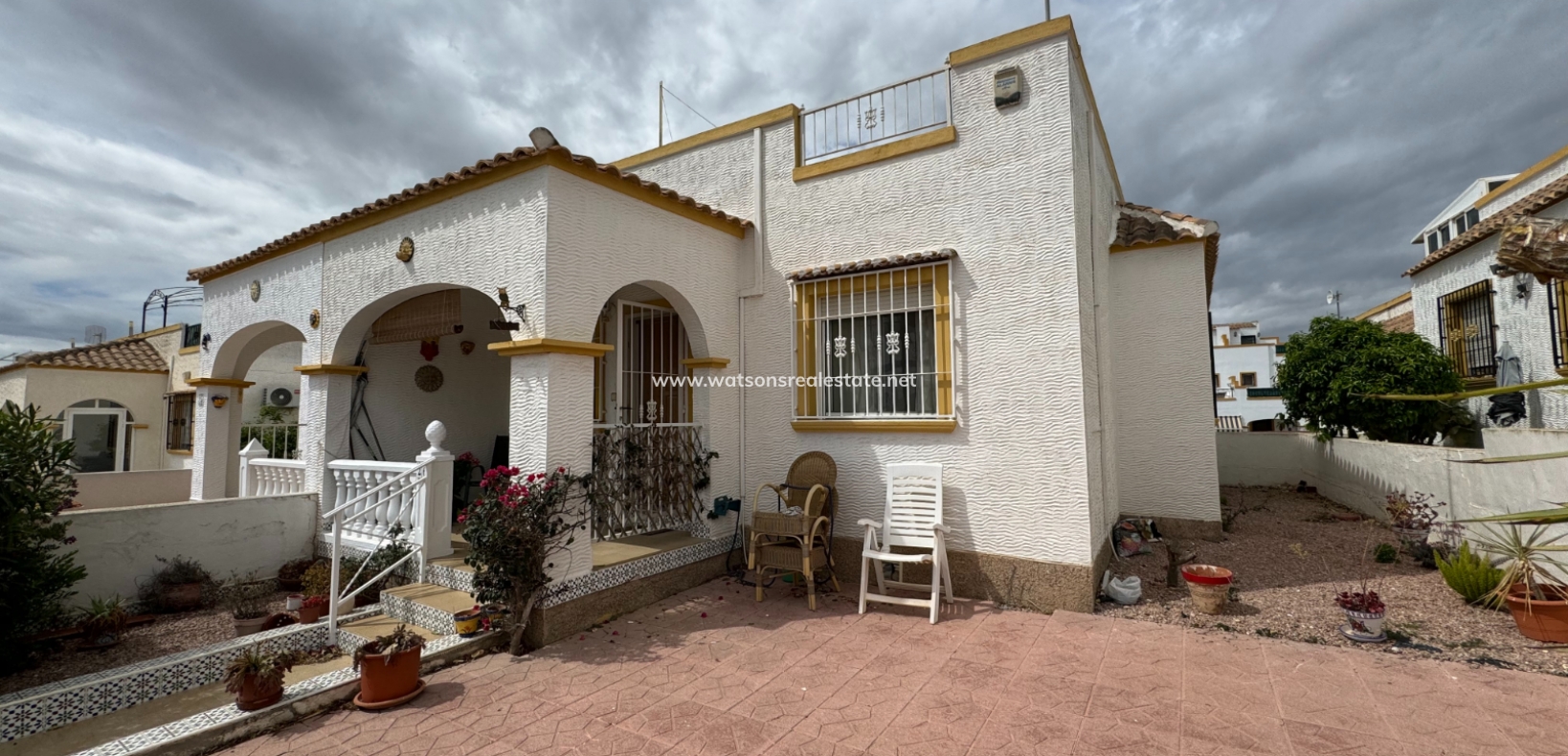 Resale - Quad - Urb. La Marina