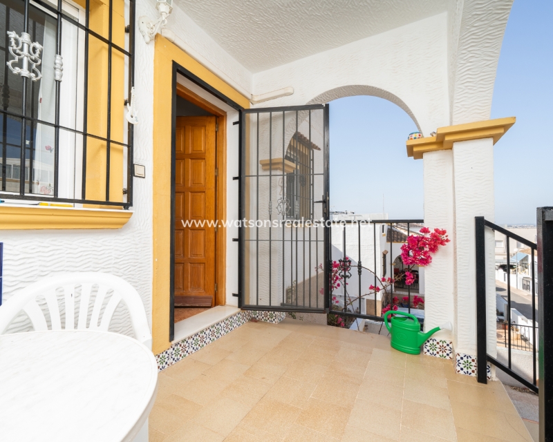 Resale - Quad - Urb. La Marina