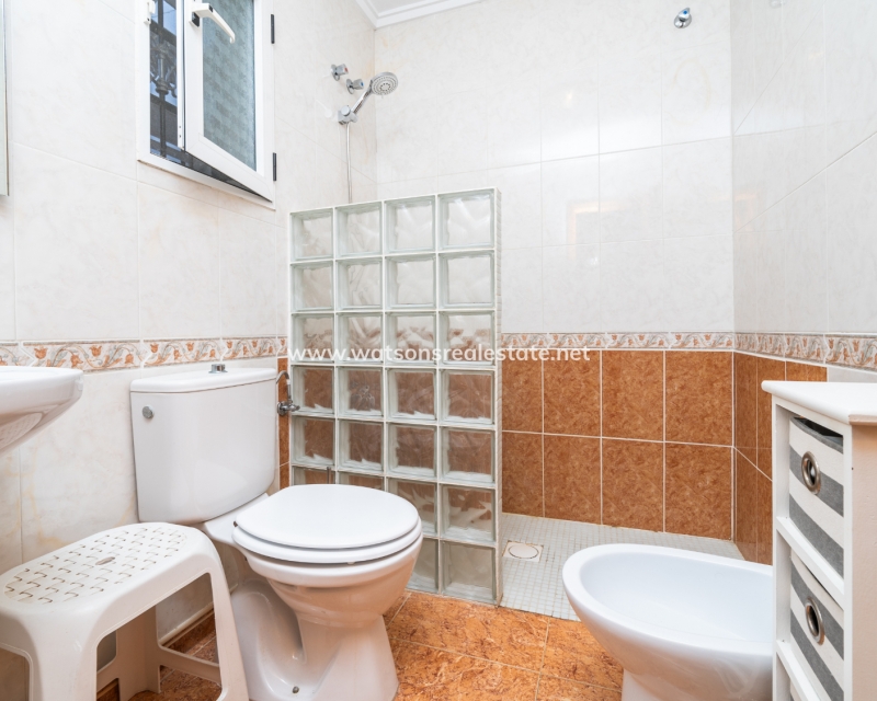 Resale - Quad - Urb. La Marina