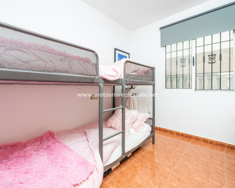 Resale - Quad - Urb. La Marina