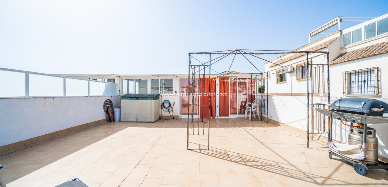 Resale - Quad - Urb. La Marina