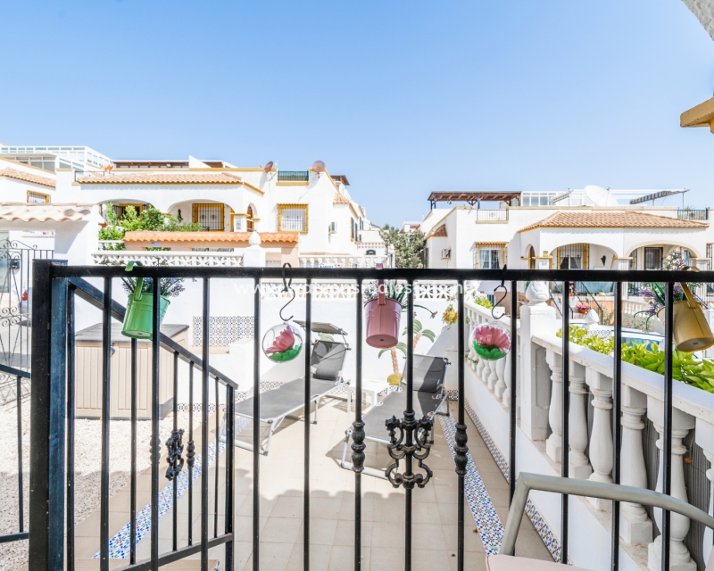 Resale - Quad - Urb. La Marina