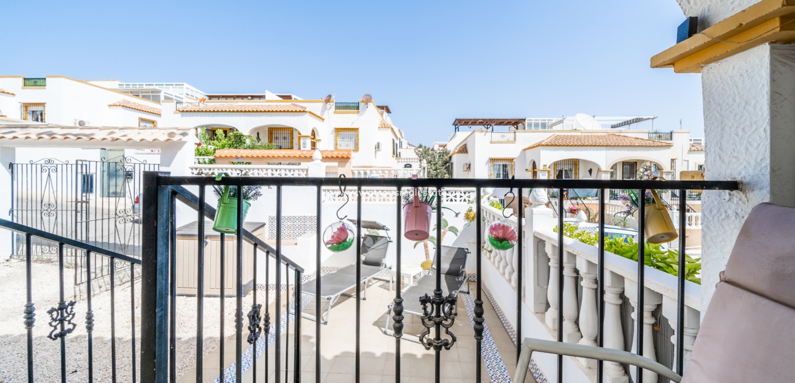 Resale - Quad - Urb. La Marina