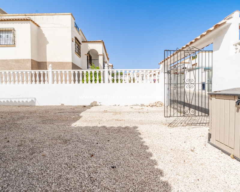 Resale - Quad - Urb. La Marina