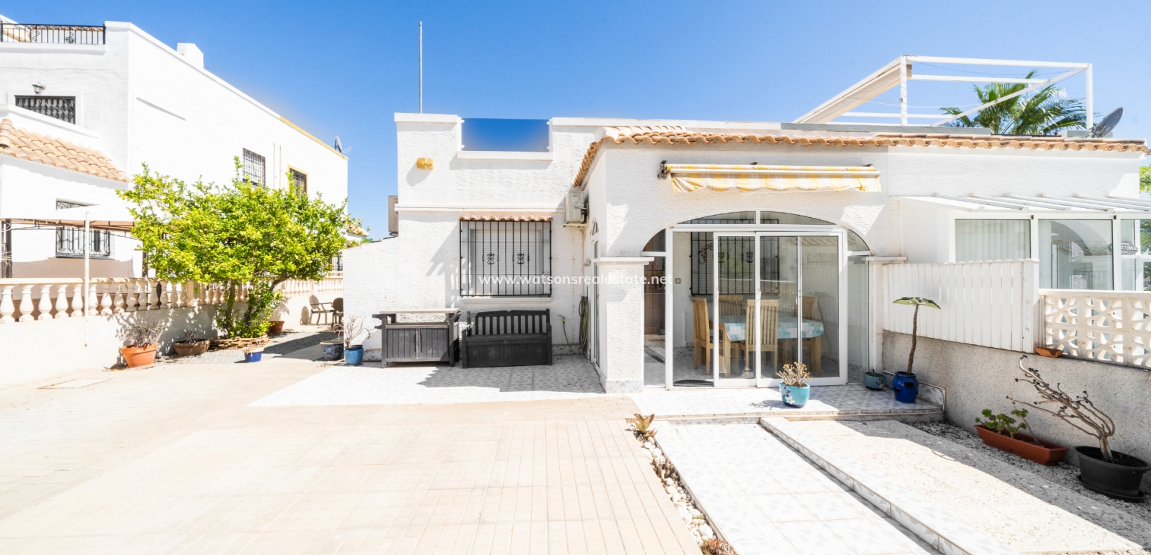 Resale - Quad - Urb. La Marina