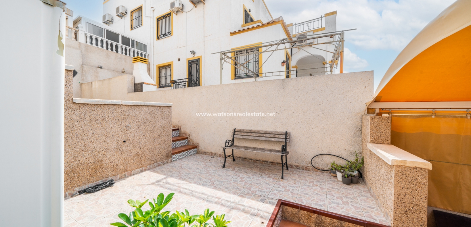 Resale - Quad - Urb. La Marina