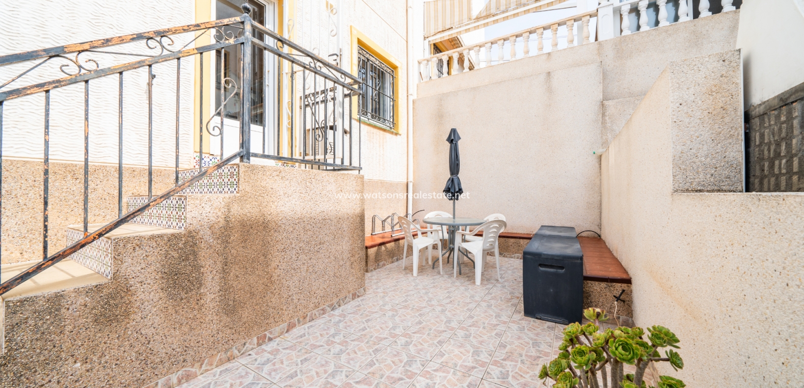 Resale - Quad - Urb. La Marina