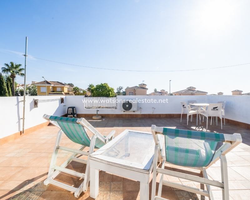 Resale - Quad - Urb. La Marina