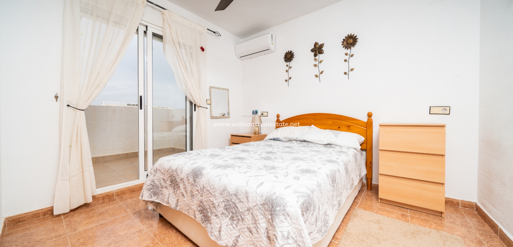 Resale - Quad - Urb. La Marina