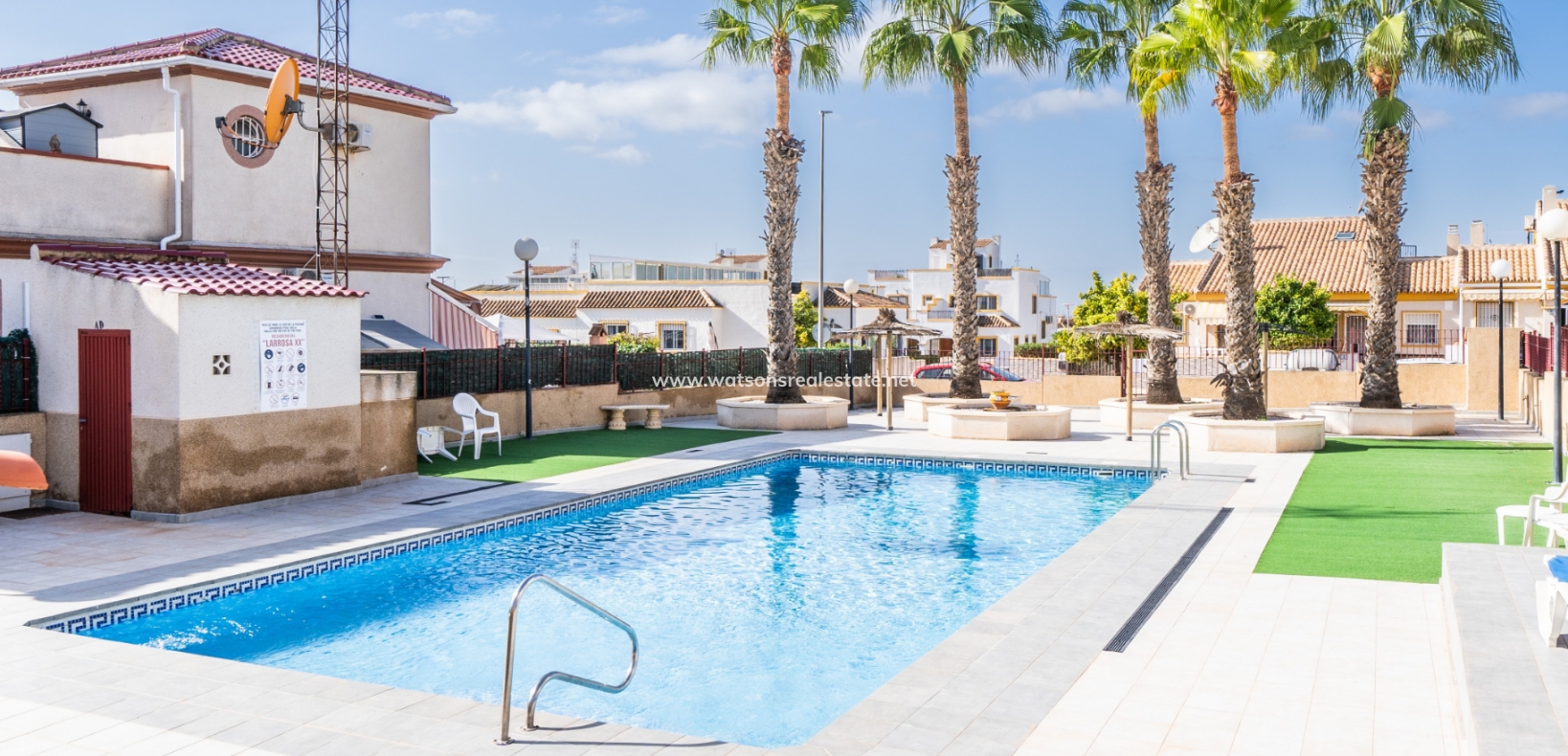 Resale - Quad - Urb. La Marina