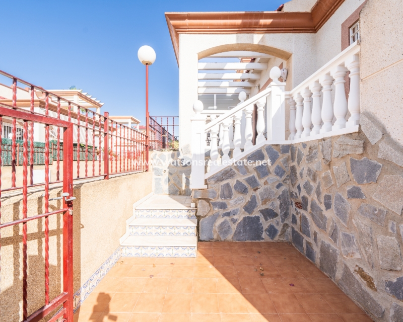 Resale - Quad - Urb. La Marina